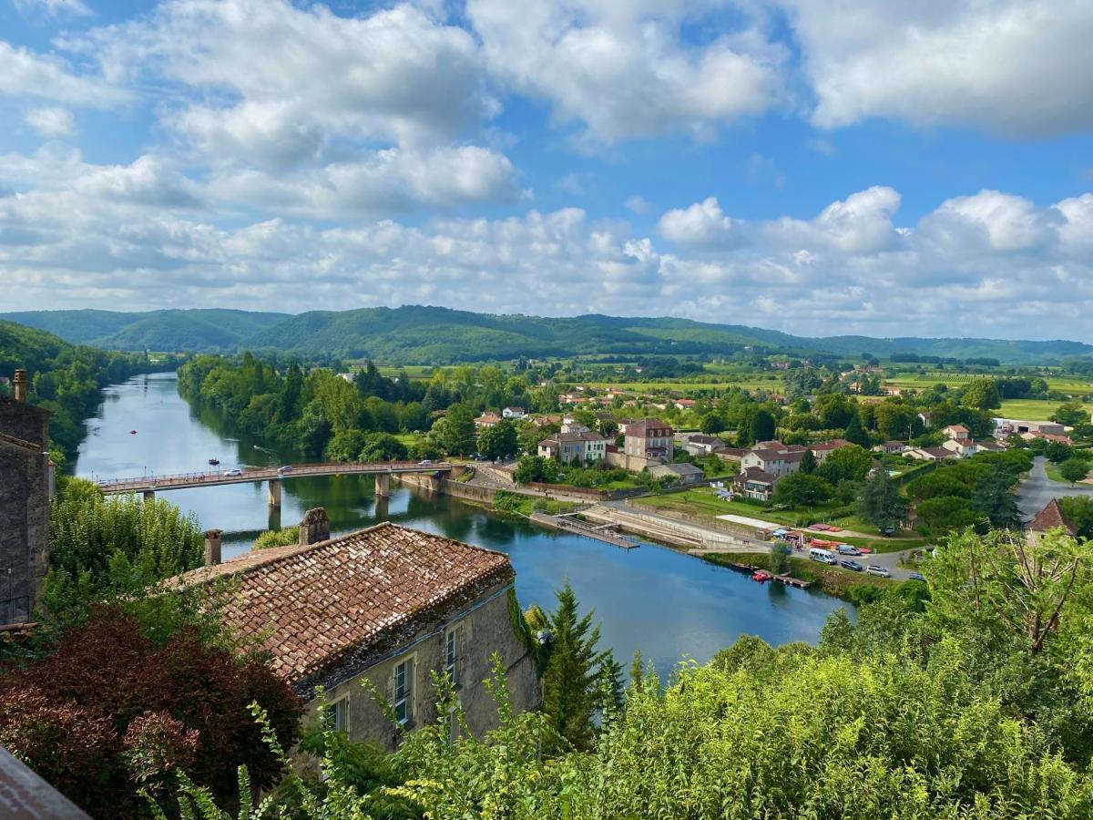 Le Petit Bleu Chambre D'Hotes Bourg-de-Visa Esterno foto